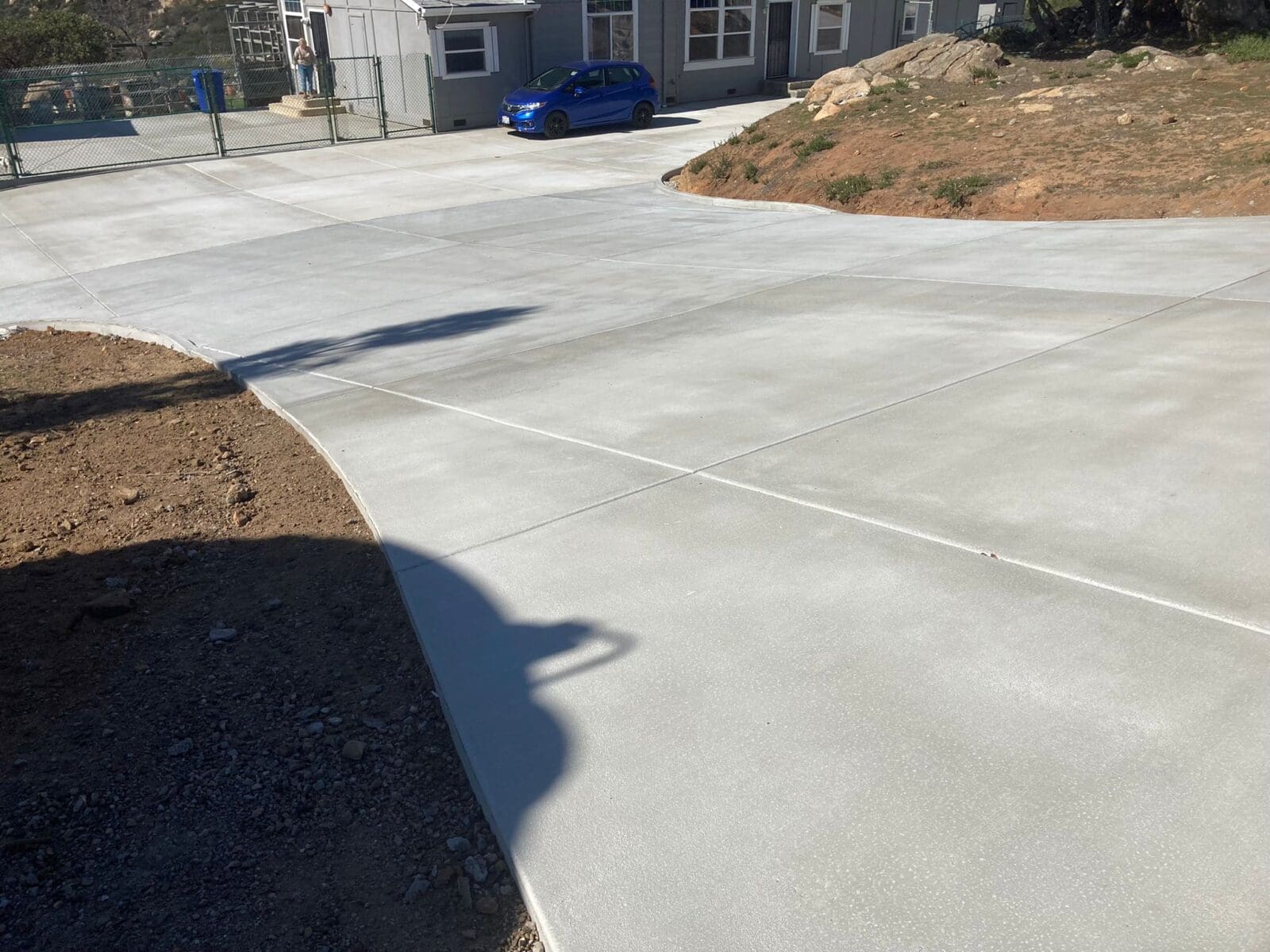 hardscape services/ concrete driveway installation